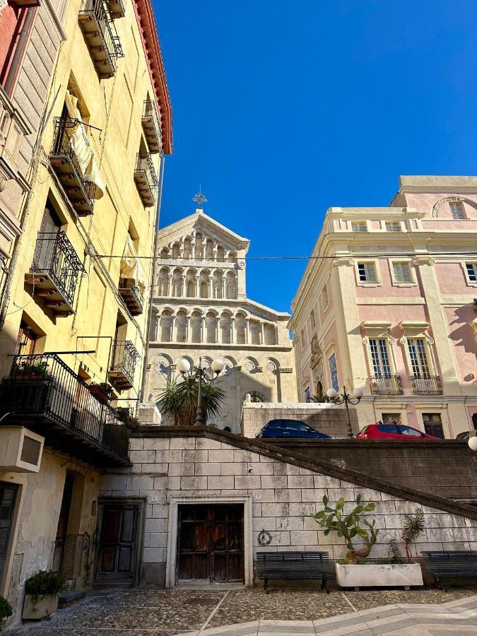 Piazza Carlo Alberto Hotel Cagliari Kültér fotó