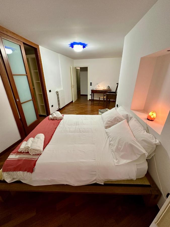 Piazza Carlo Alberto Hotel Cagliari Kültér fotó