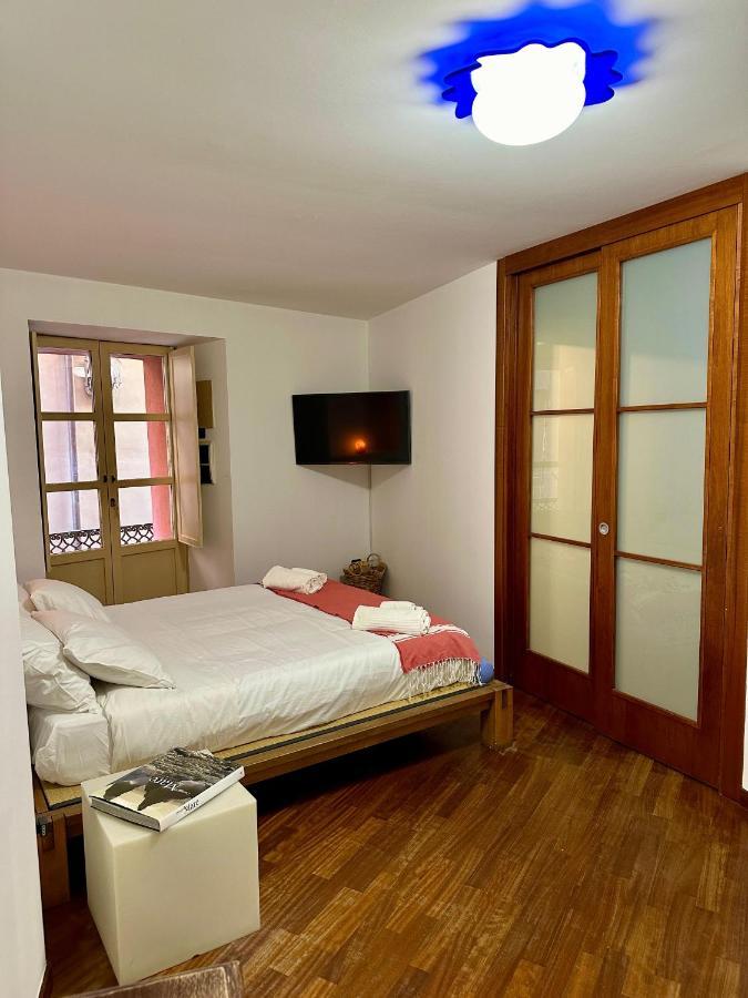 Piazza Carlo Alberto Hotel Cagliari Kültér fotó